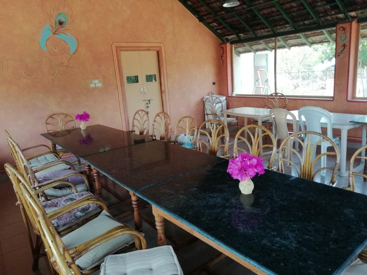 The Mountain Retreat Hotel Tiruvannamalai Bagian luar foto